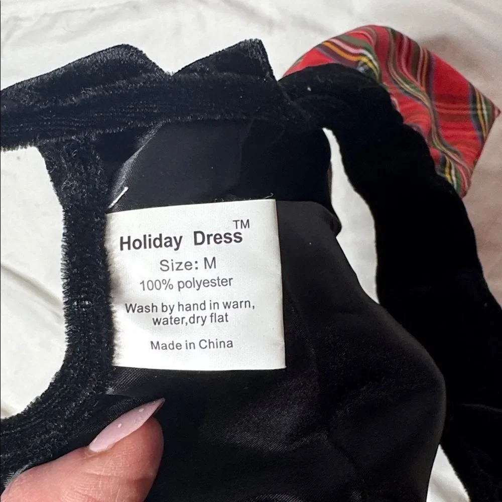 Dog Black Velvet and‎ Red Plaid Holiday Dog Dress.